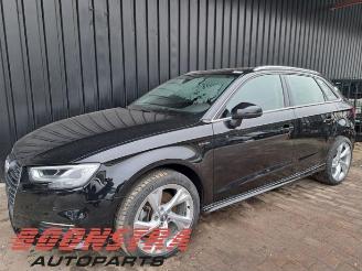 demontáž osobní automobily Audi A3 A3 Sportback (8VA/8VF), Hatchback 5-drs, 2012 / 2020 1.4 TFSI 16V e-tron 2016/11