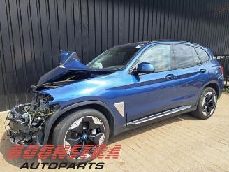 Salvage car BMW iX3 iX3, SUV, 2020 80 kWh 2021/7
