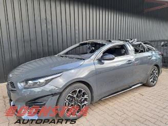krockskadad bil bedrijf Kia Pro cee d Proceed (CD), Combi 5-drs, 2018 1.0i T-GDi 12V 2022/6