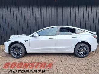 Tesla Model 3 Model 3, Sedan, 2017 RWD 60 kWh picture 6