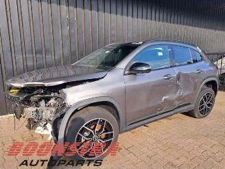 Vrakbiler auto Mercedes EQA EQA (N243), SUV, 2021 250+ 71 kWh 2023/9