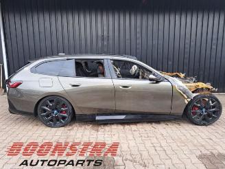 BMW 5-serie 5 serie Touring (G61), Combi, 2024 550e xDrive 3.0 picture 3