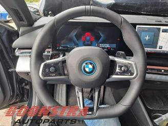 BMW 5-serie 5 serie Touring (G61), Combi, 2024 530e 2.0 TwinPower Turbo 16V picture 15