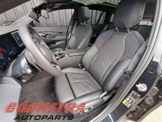 BMW 5-serie 5 serie Touring (G61), Combi, 2024 530e 2.0 TwinPower Turbo 16V picture 10