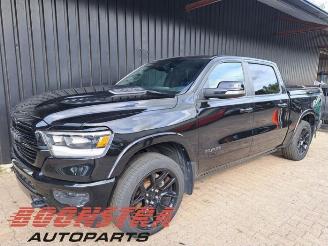 Vrakbiler auto Dodge Ram 1500 Crew Cab, Quad Cab (DT), Pick-up, 2018 5.7 Hemi V8 4x4 2019/2