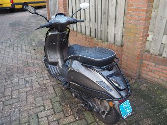 Vespa  Sprint 4Takt Snor picture 4