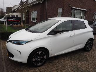 skadebil auto Renault Zoé R240 Intens 22Kwh KOOP ACCU 2016/9