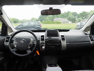 Toyota Prius 1.5 vvt i hybride picture 16