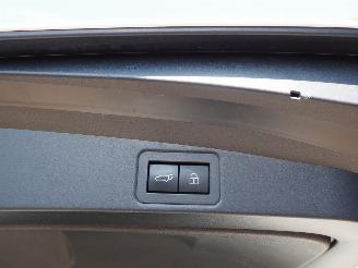 Toyota Corolla Touring Sports 1.8 Hybrid Trek picture 14