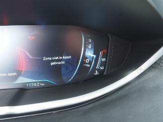 Peugeot 3008 1.2 PureTech GT Line picture 30
