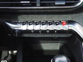 Peugeot 3008 1.2 PureTech GT Line picture 23