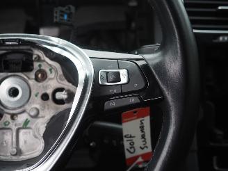 Volkswagen Golf 1.0 TSI Trendline picture 10