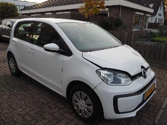 Volkswagen Up! 1.0 BMT Move Up! picture 3