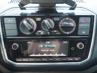 Volkswagen Up! 1.0 BMT Move Up! picture 17
