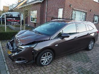 Coche accidentado Opel Astra 1.4 Turbo Innovation 2016/8