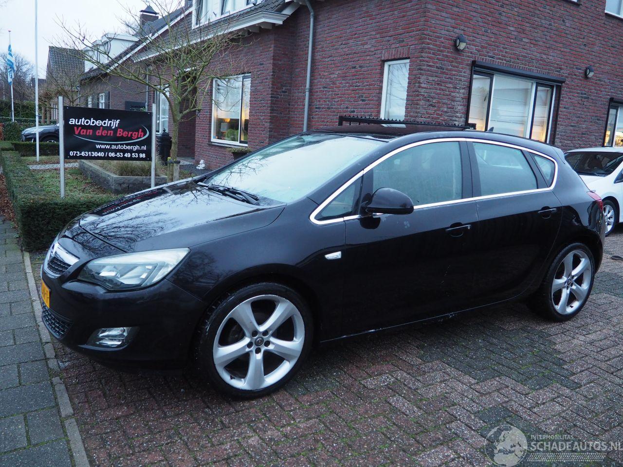 Opel Astra 1.4 Turbo Sport