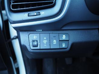 Kia Stonic 1.0 T-Gdi MHEV DynamicLine picture 25