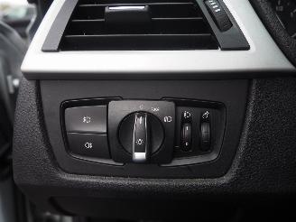 BMW 3-serie 320i High executive picture 25