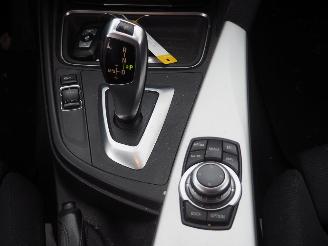 BMW 3-serie 320i High executive picture 21