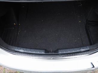 BMW 3-serie 320i High executive picture 12