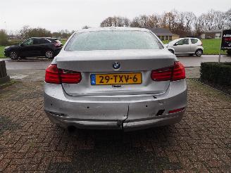 BMW 3-serie 320i High executive picture 5