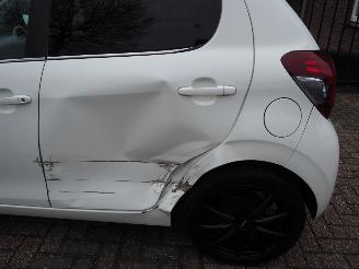 Peugeot 108 1.0 E-VTi Active Top! picture 7