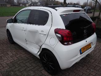 Peugeot 108 1.0 E-VTi Active Top! picture 6