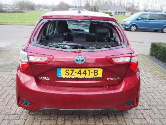 Toyota Yaris 1.5 Hybrid Design picture 5