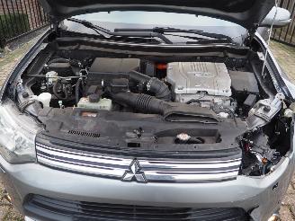 Mitsubishi Outlander 2.0 PHEV Limited Edition X-Line picture 12