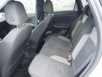 Volkswagen Polo 1.0 TSI DSG 2X R-Line Highline Business picture 26