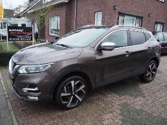 Schadeauto Nissan Qashqai 1.6 Dci tekna+ automaat 2018/6