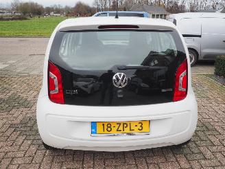 Volkswagen Up! 1.0 High Up! BlueMotion picture 5