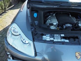 Porsche Cayenne 4.8 S picture 14