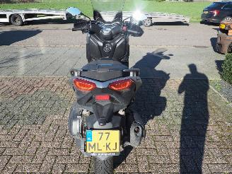 Yamaha Xmax 300 ABS picture 5