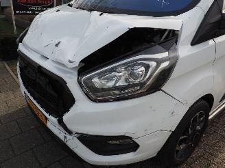 Ford Transit Custom Dubb cabine Limitred Automaat picture 9