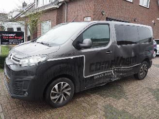 krockskadad bil bedrijf Citroën Jumpy 2.0 BlueHdi 120 Business Dark Edition 2019/6