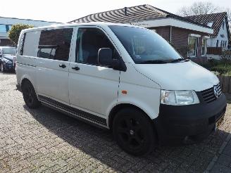 Volkswagen  Transporter 1.9 TDi Camper picture 3