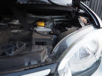 Renault Twingo 1.0 SCe Intens picture 12