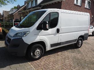 skadebil bedrijf Fiat Ducato 2.3 MultiJet L1H1 2017/12