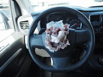 Opel Vivaro 2.0 BlueHDI DubbelCabine Automaat picture 19