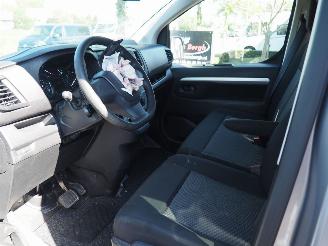 Opel Vivaro 2.0 BlueHDI DubbelCabine Automaat picture 26