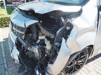 Opel Vivaro 2.0 BlueHDI DubbelCabine Automaat picture 9