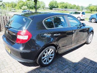 BMW 1-serie 116i picture 4