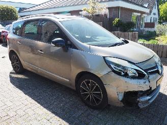 Renault Grand-scenic 1.2 TCE Bose picture 3