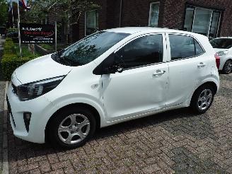skadebil auto Kia Picanto 1.0 Dpi ComfortLine 2022/12