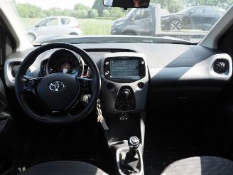 Toyota Aygo 1.0 VVT-i Xplay picture 19