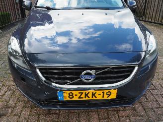Volvo V-40 2.0 D4 Summum Business picture 9