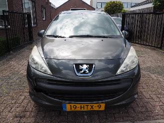 Peugeot 207 1.4-16V X-Line Automaat picture 2