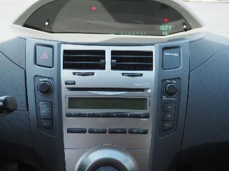 Toyota Yaris 1.0 VVTi Acces picture 13