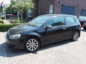 krockskadad bil auto Volkswagen Golf 1.2 TSi  Trendline BlueMotion 2010/4